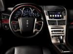 Lincoln MKT 2011 года